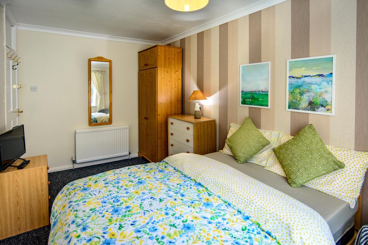 Carys Serviced Accommodation Swansea Exterior photo
